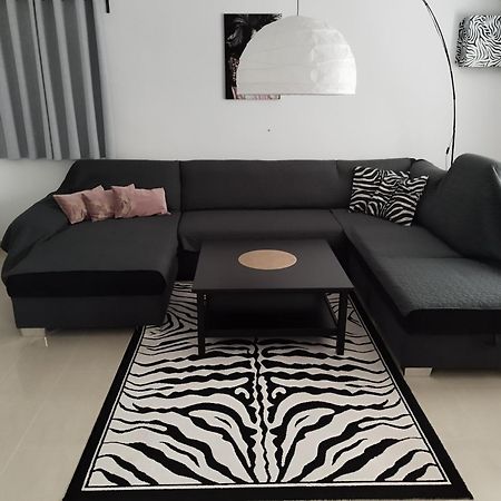 Ferienwohnung Am Sandstrand Omiš Extérieur photo