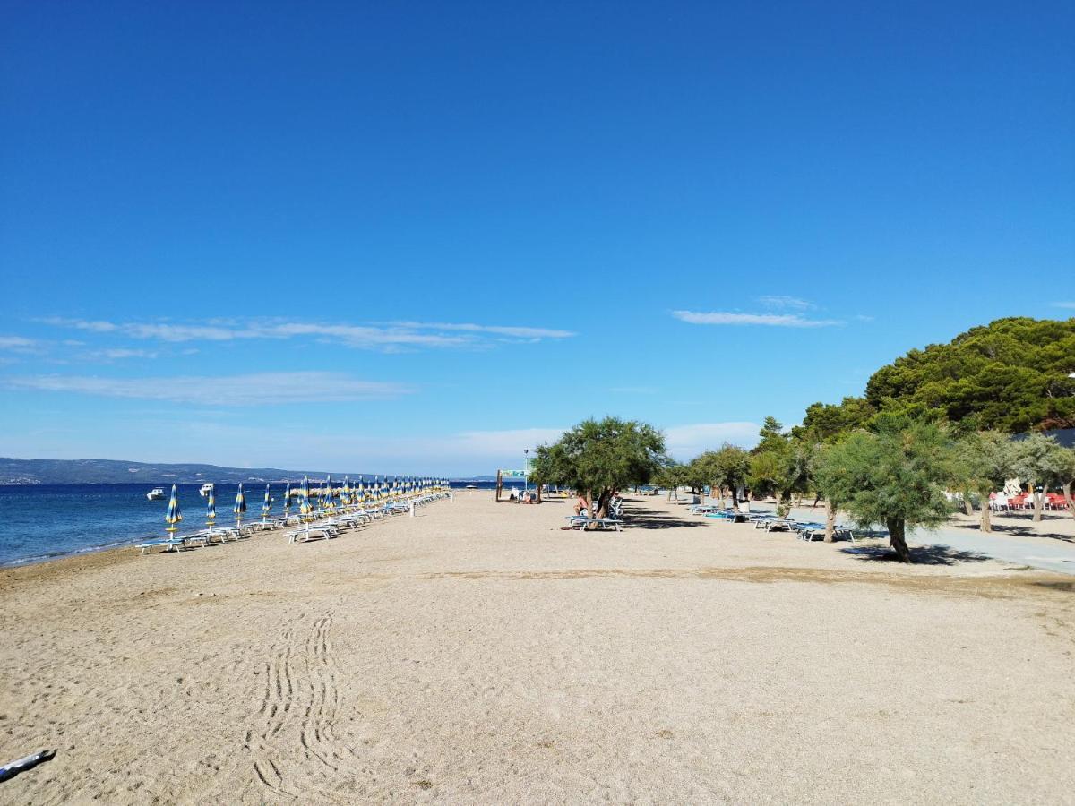 Ferienwohnung Am Sandstrand Omiš Extérieur photo